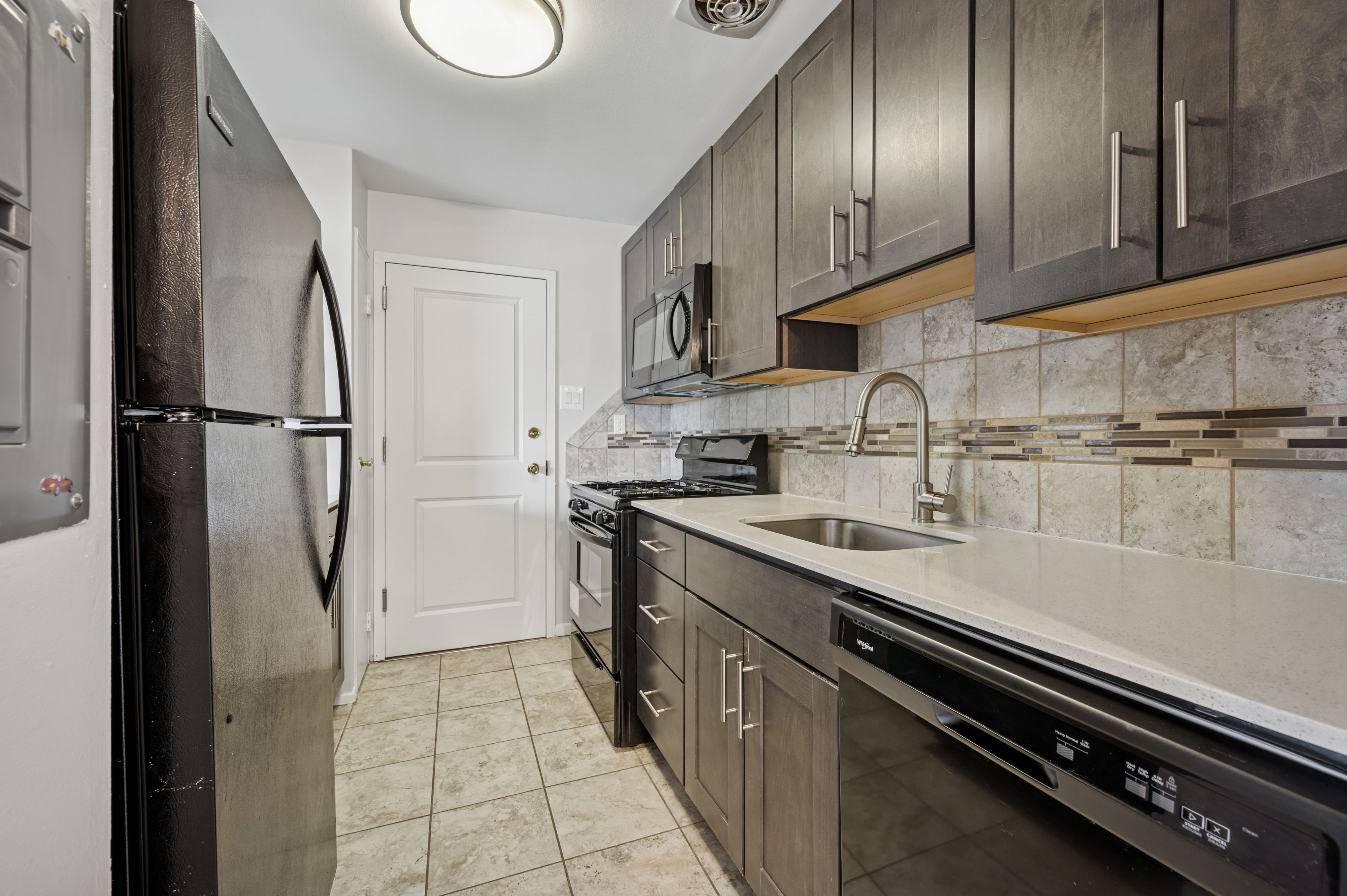 Joshua House – photo 1