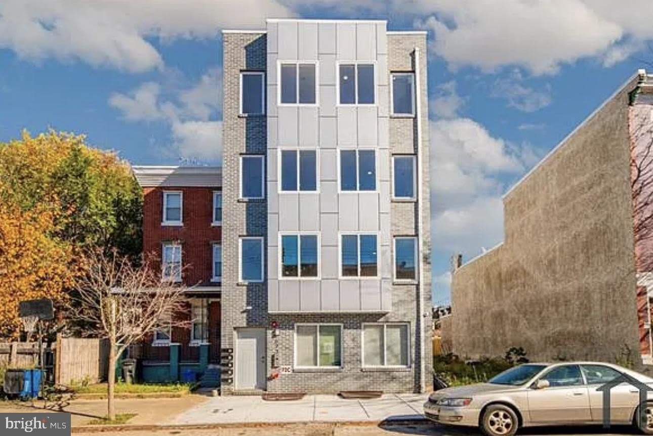 653 N PRESTON Street – photo 1