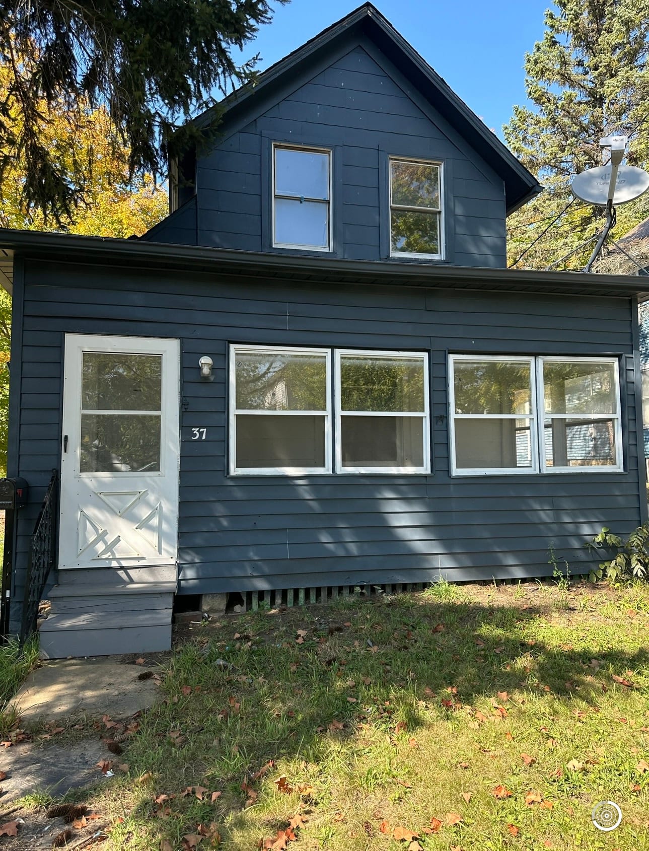 37 Magnolia Avenue – photo 1