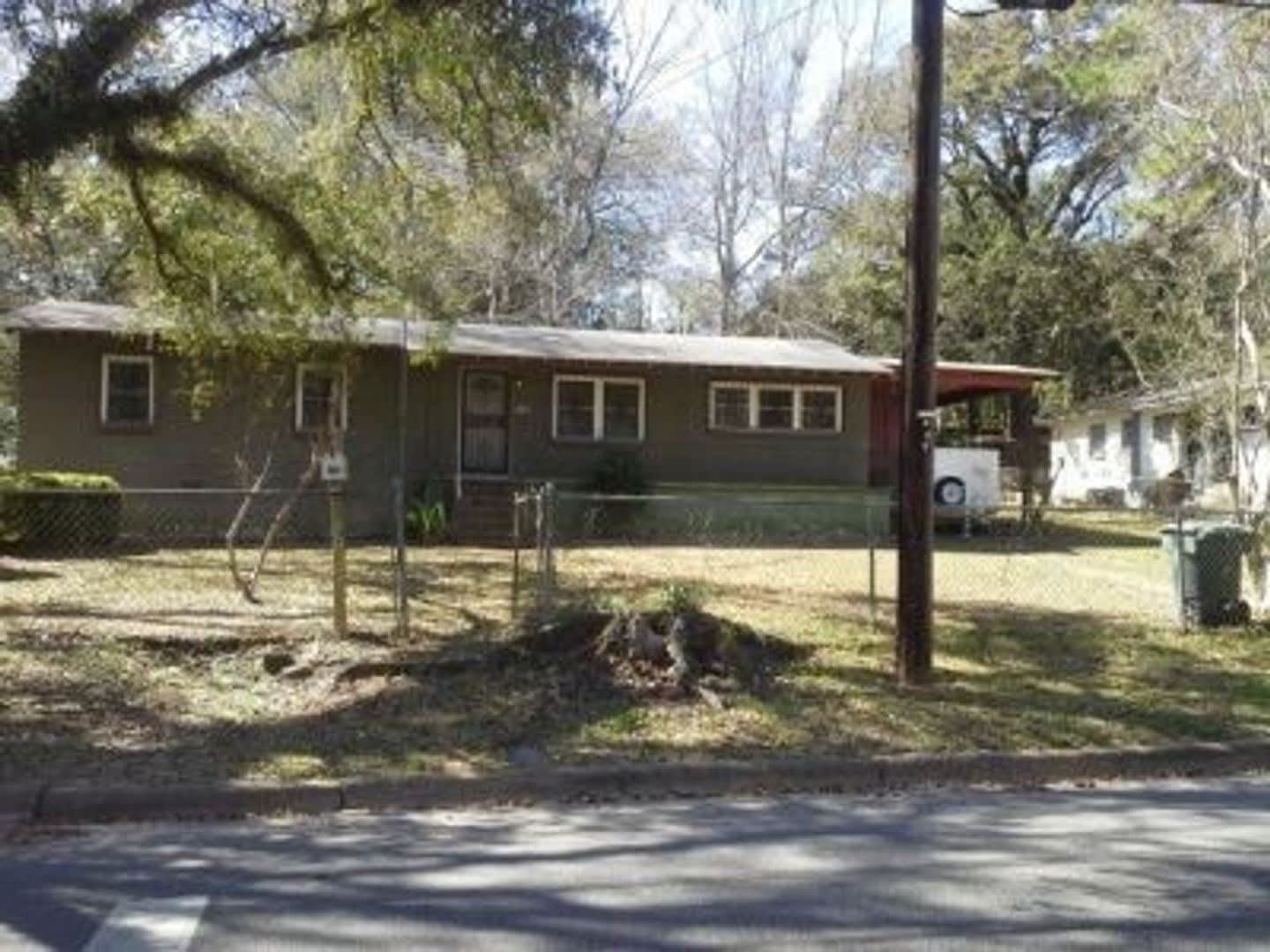832 Arkansas St – photo 1