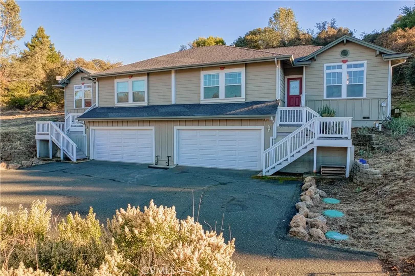 10401 Point Lakeview Rd Unit B – photo 1 of 11