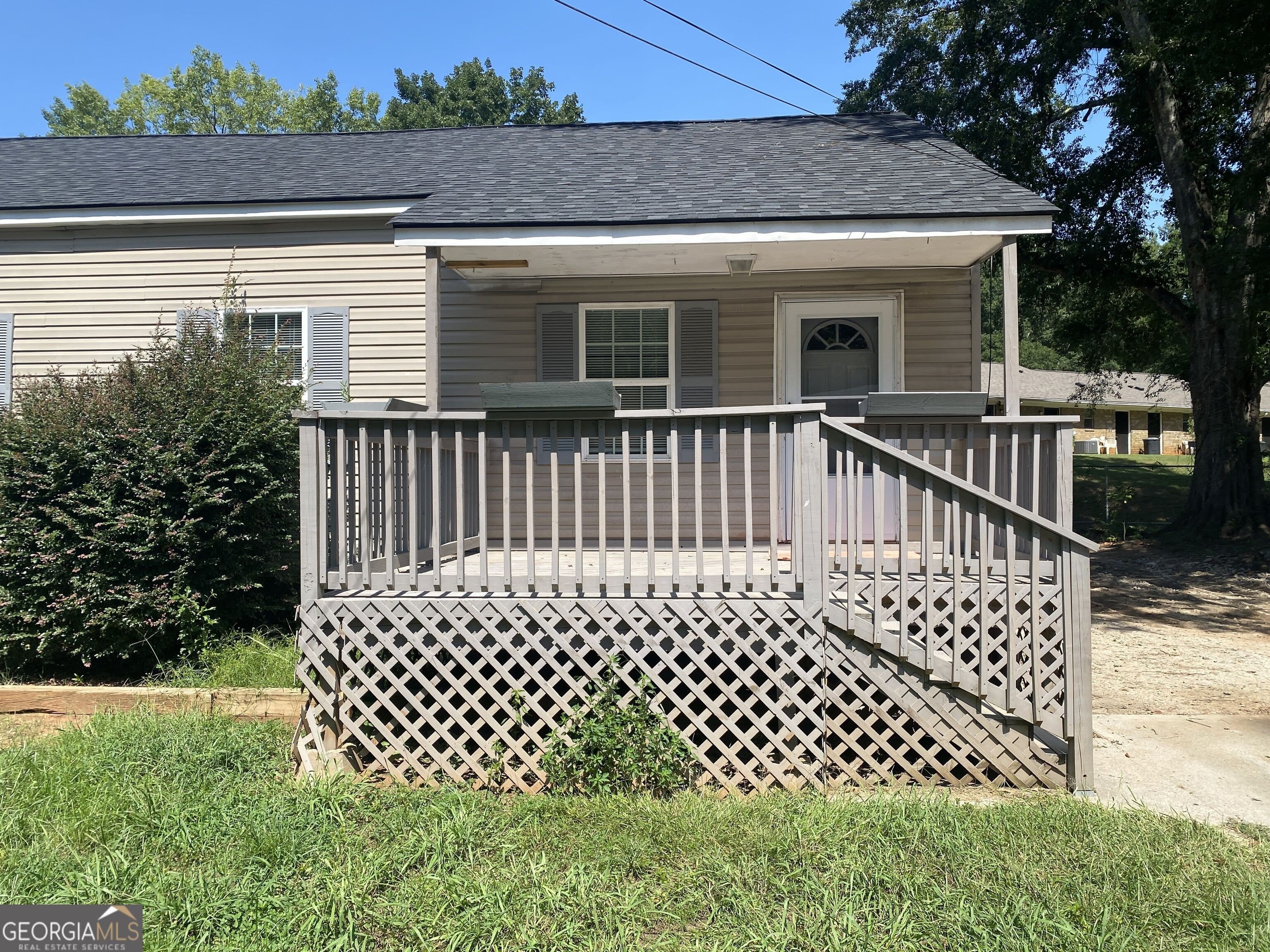 125 Hubbard Street – photo 1 of 12