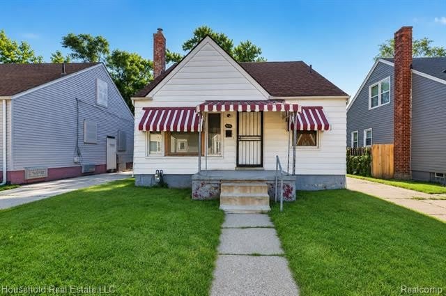 6370 Brace Street – photo 1