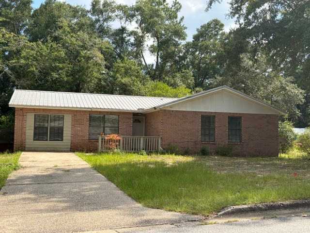501 Robinson Avenue East – photo 1