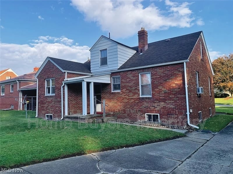 2249 Ridgelawn Ave – photo 1