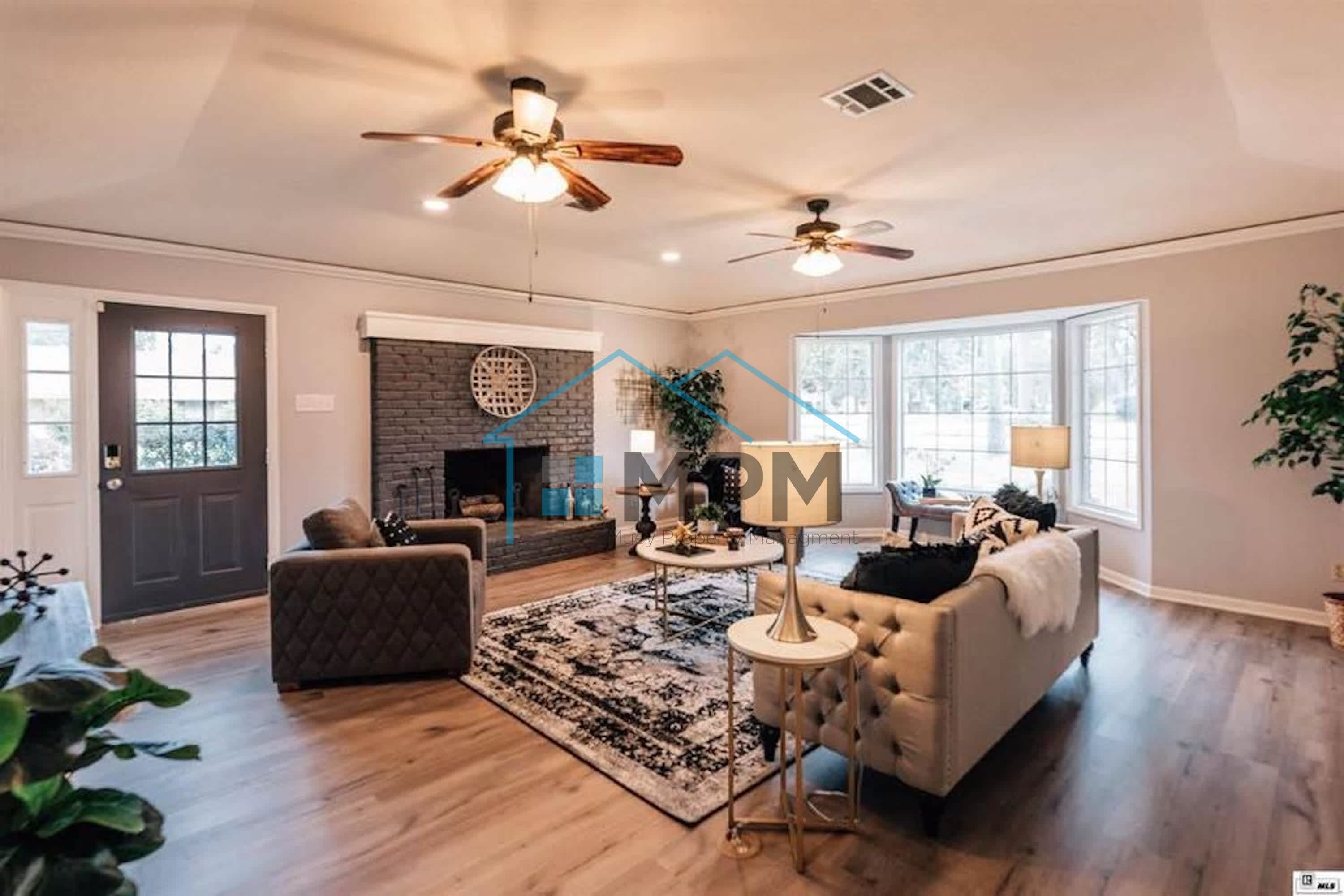 309 Darbonne Drive – photo 1 of 19
