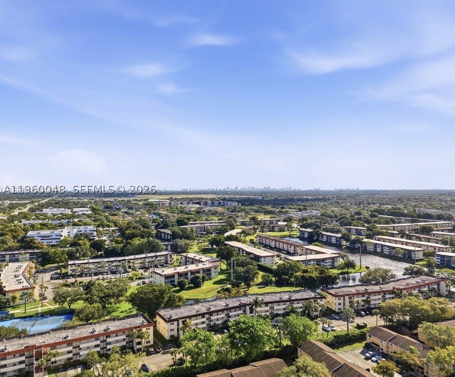 300 S Hollybrook Dr – photo 1