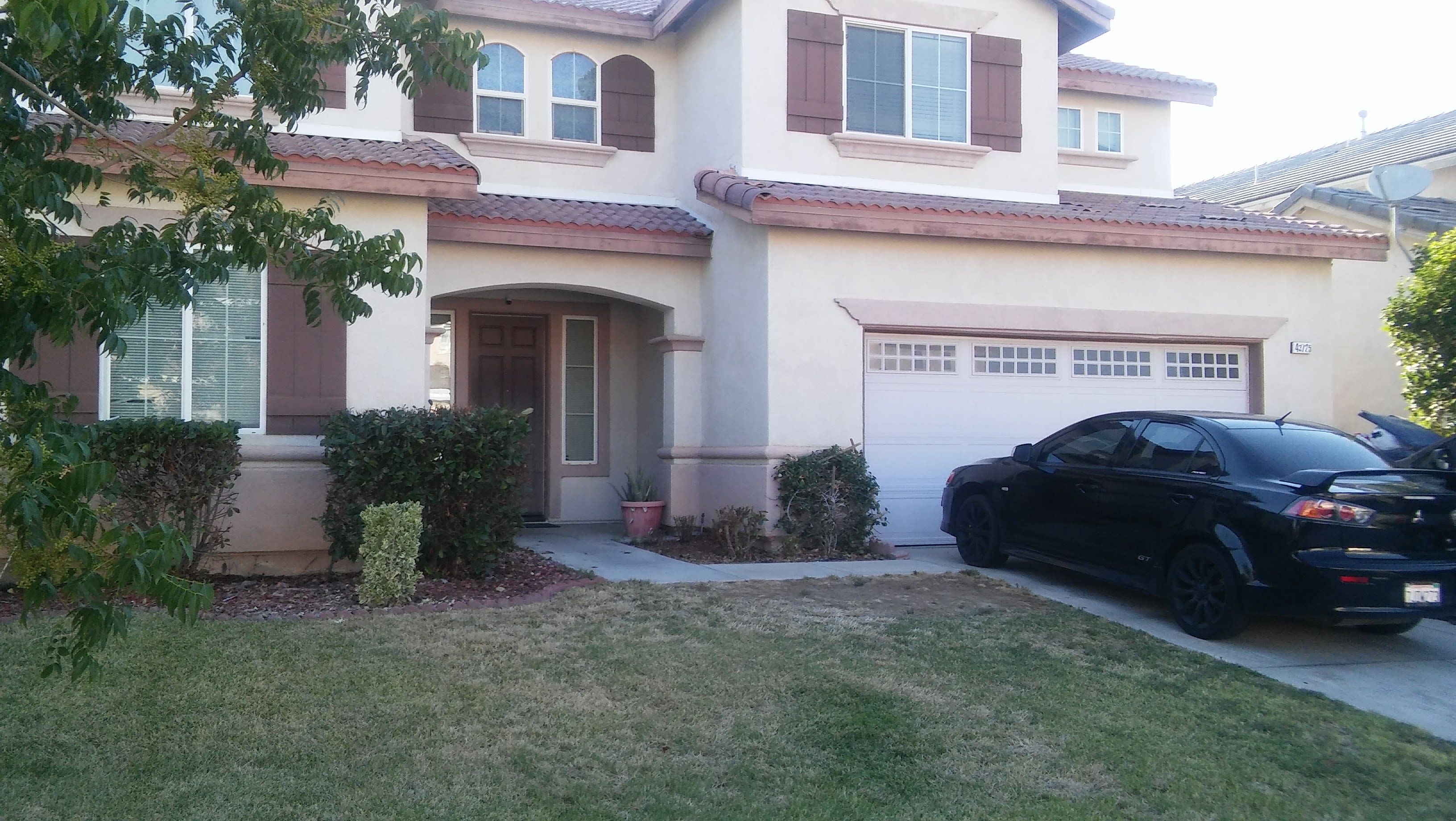 43725 47th Street West – photo 1 of 9