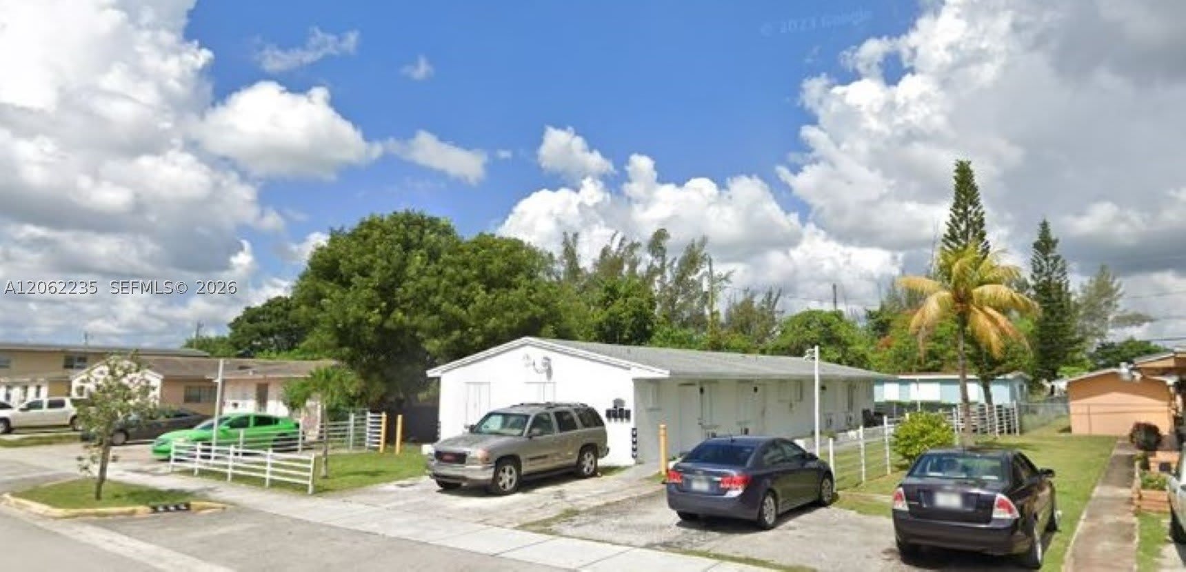1462 Nw 2Nd Ave – photo 1 of 8
