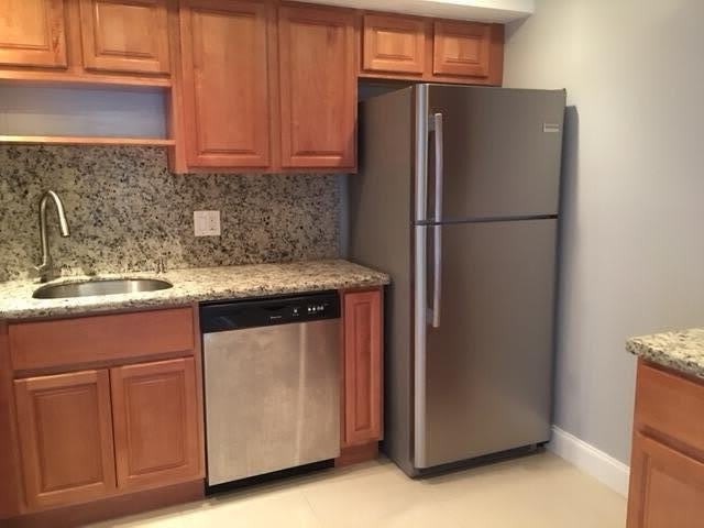4154 Inverrary Drive – photo 1