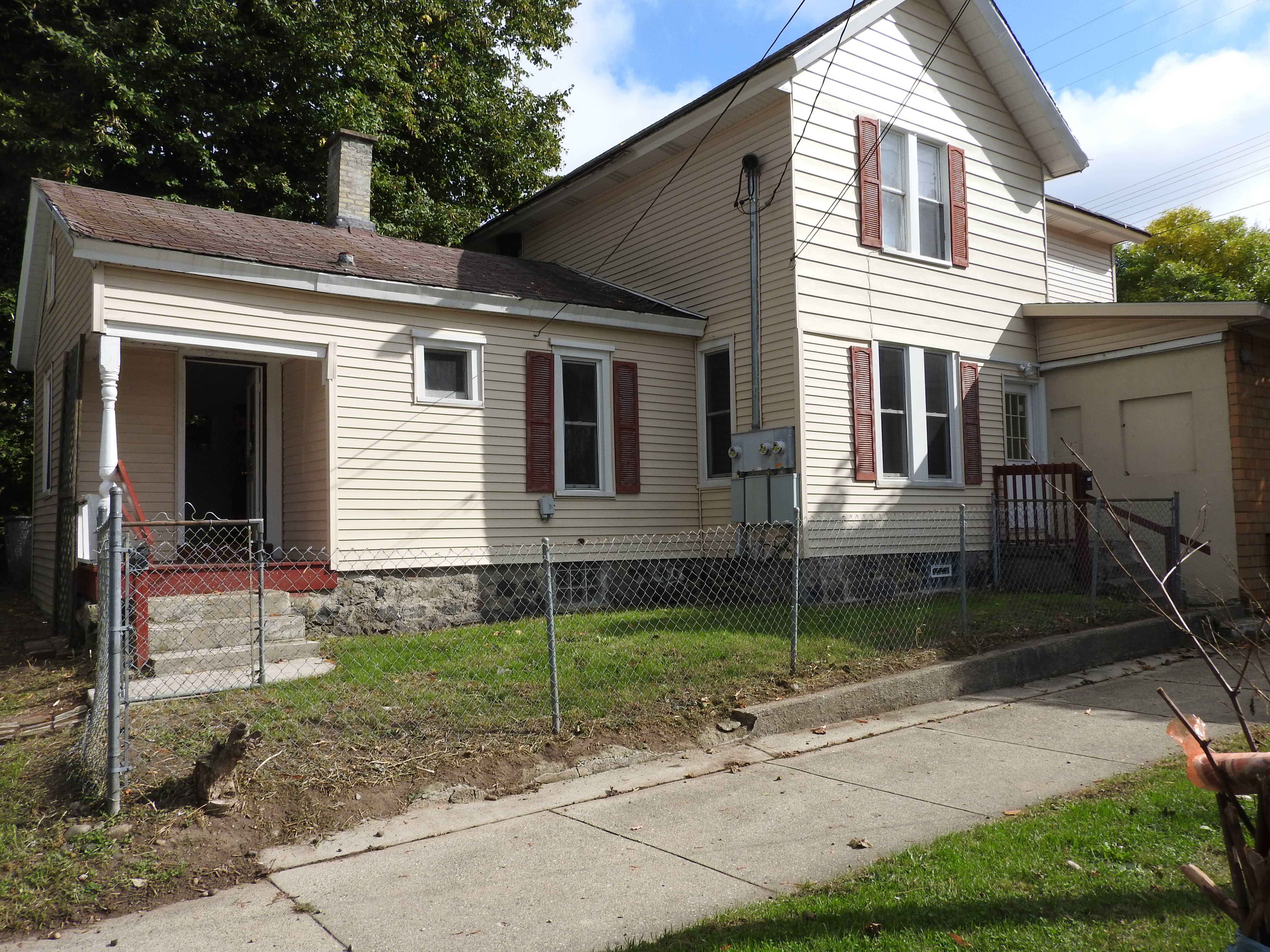 827 Fulton Street West – photo 1