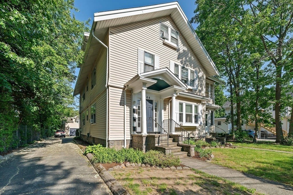 46 Wyman Rd – photo 1 of 5