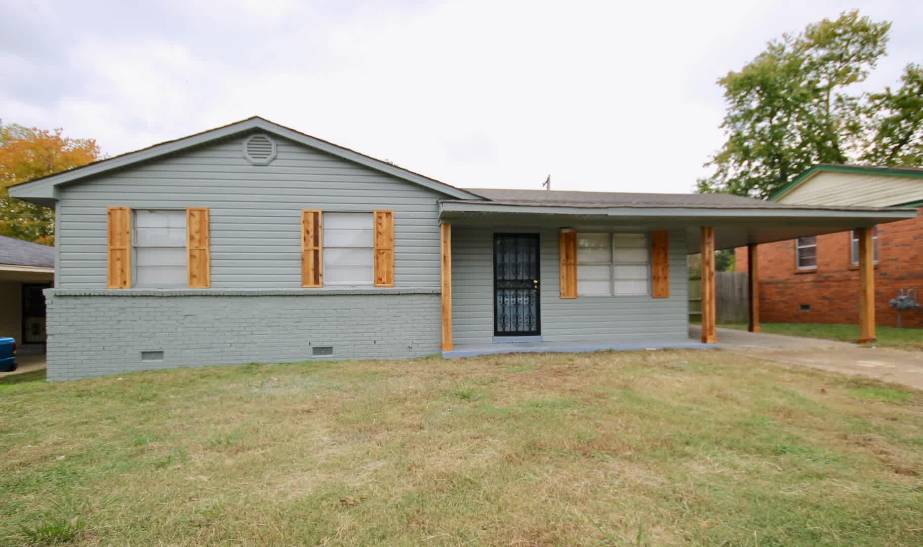 For Rent – photo 1