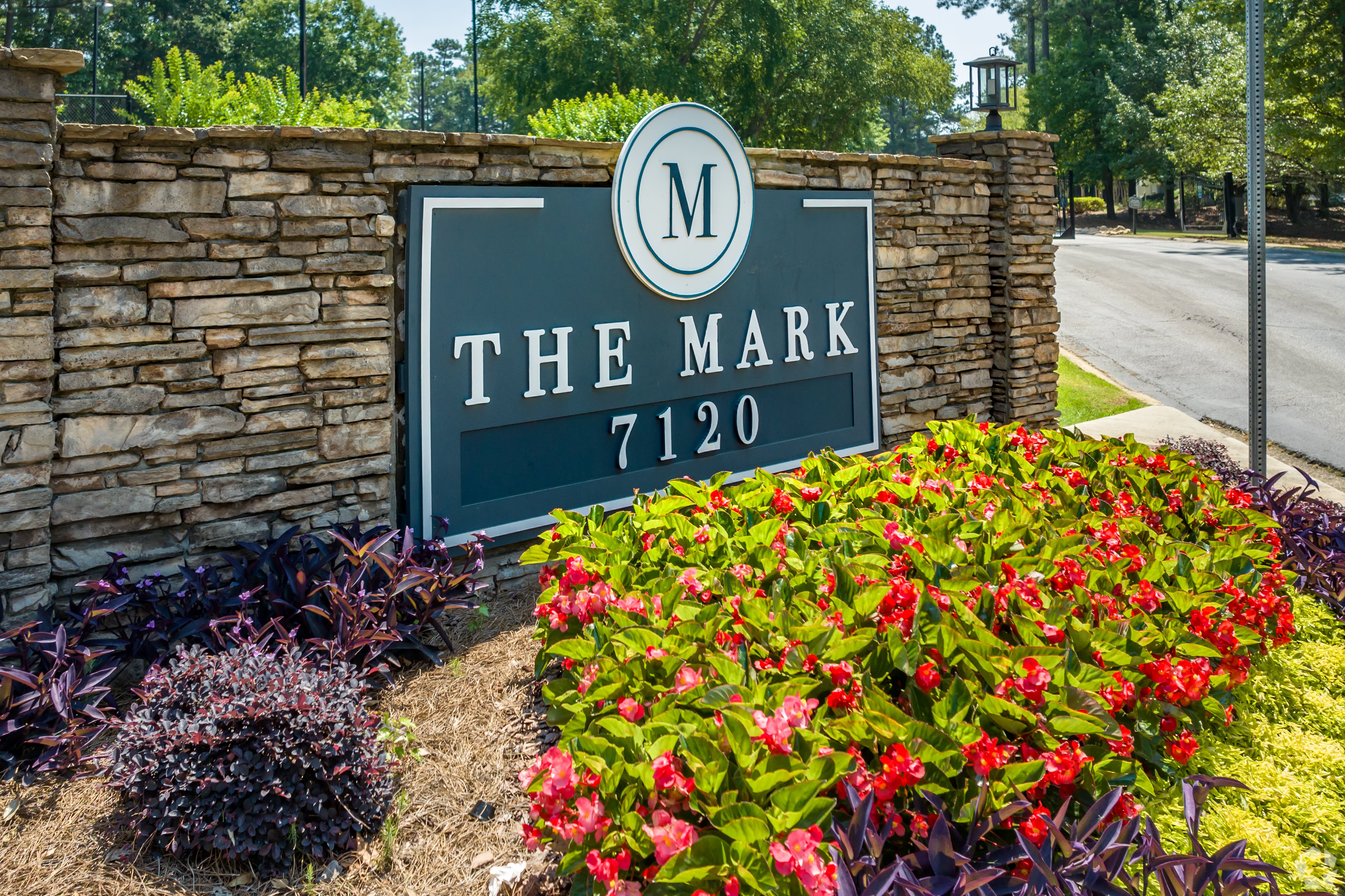 The Mark 7120 – photo 1 of 36