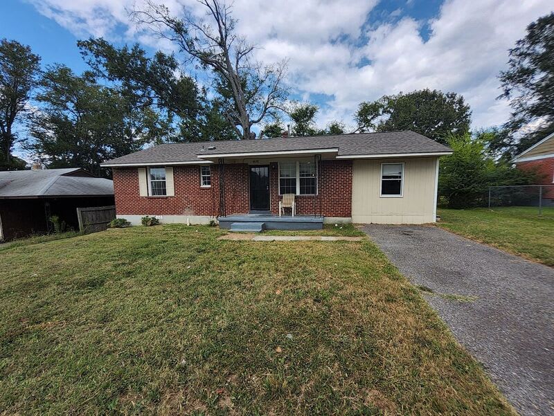 4628 Windward Dr – photo 1