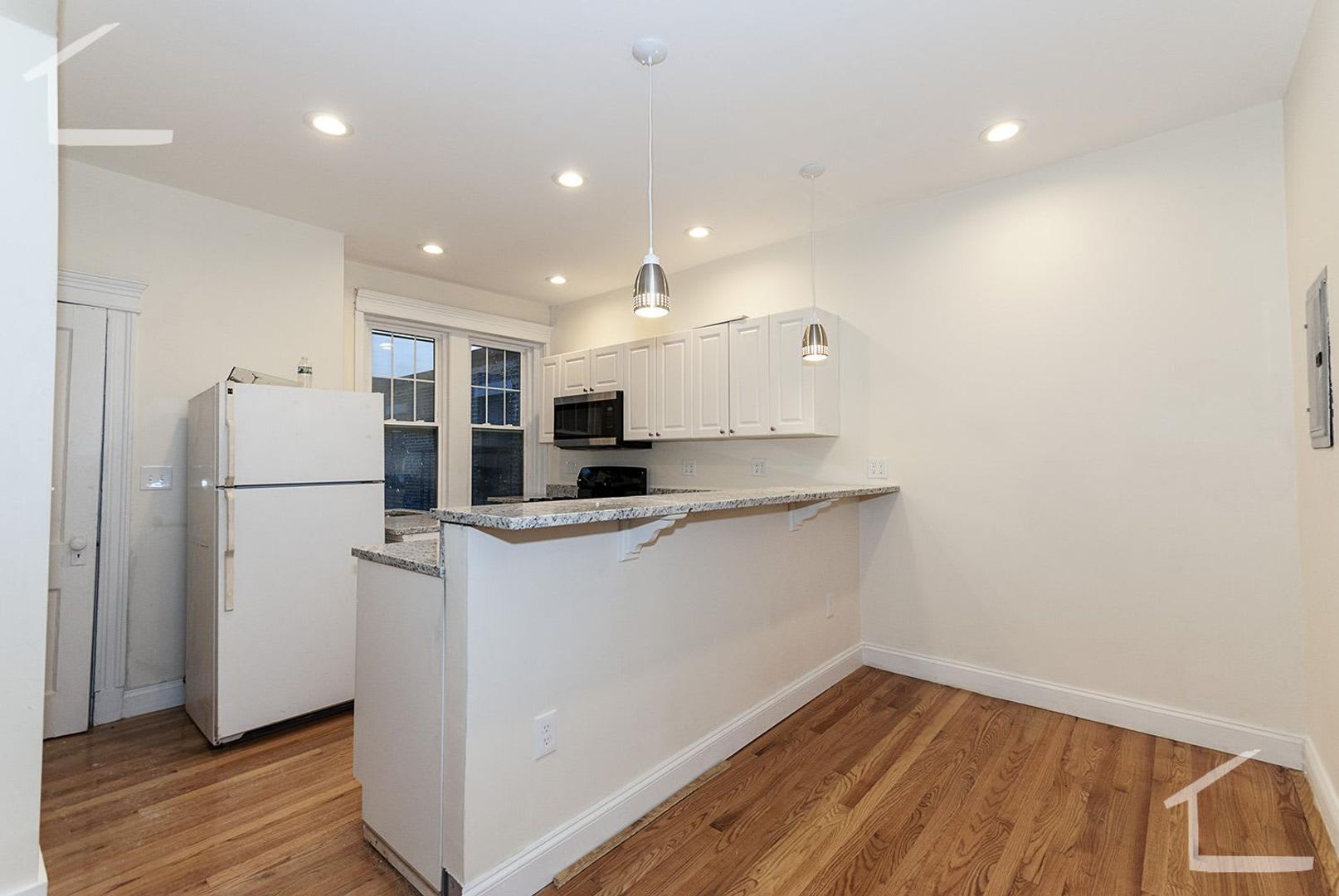 1884 Commonwealth Ave #14N Boston MA 02135 – photo 1