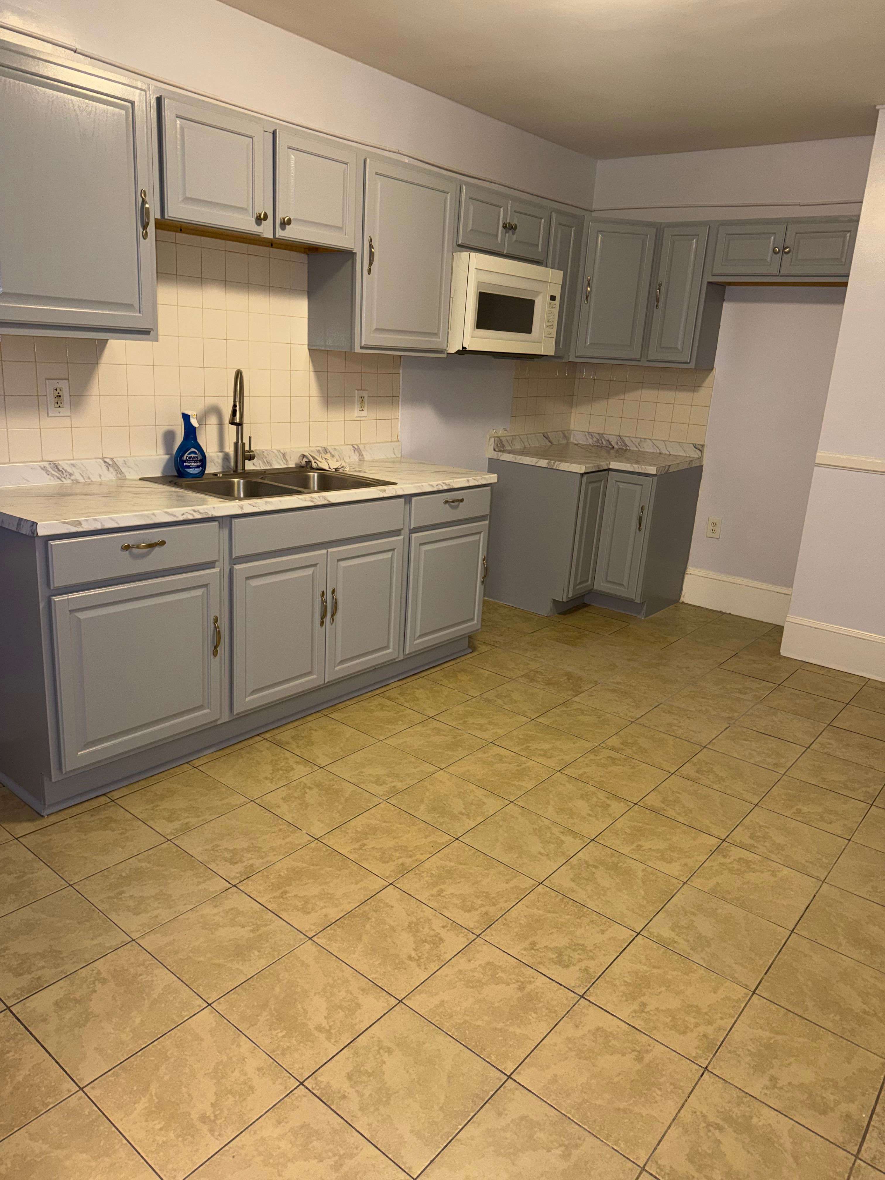 303 Spring St – photo 1
