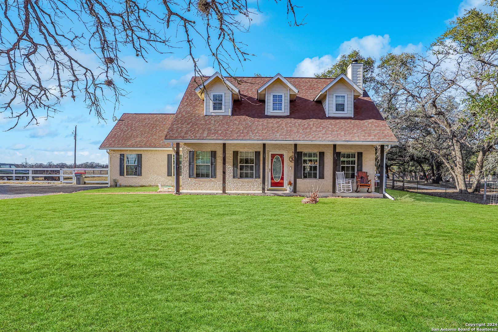 1561 COUNTY ROAD 320 – photo 1 of 15