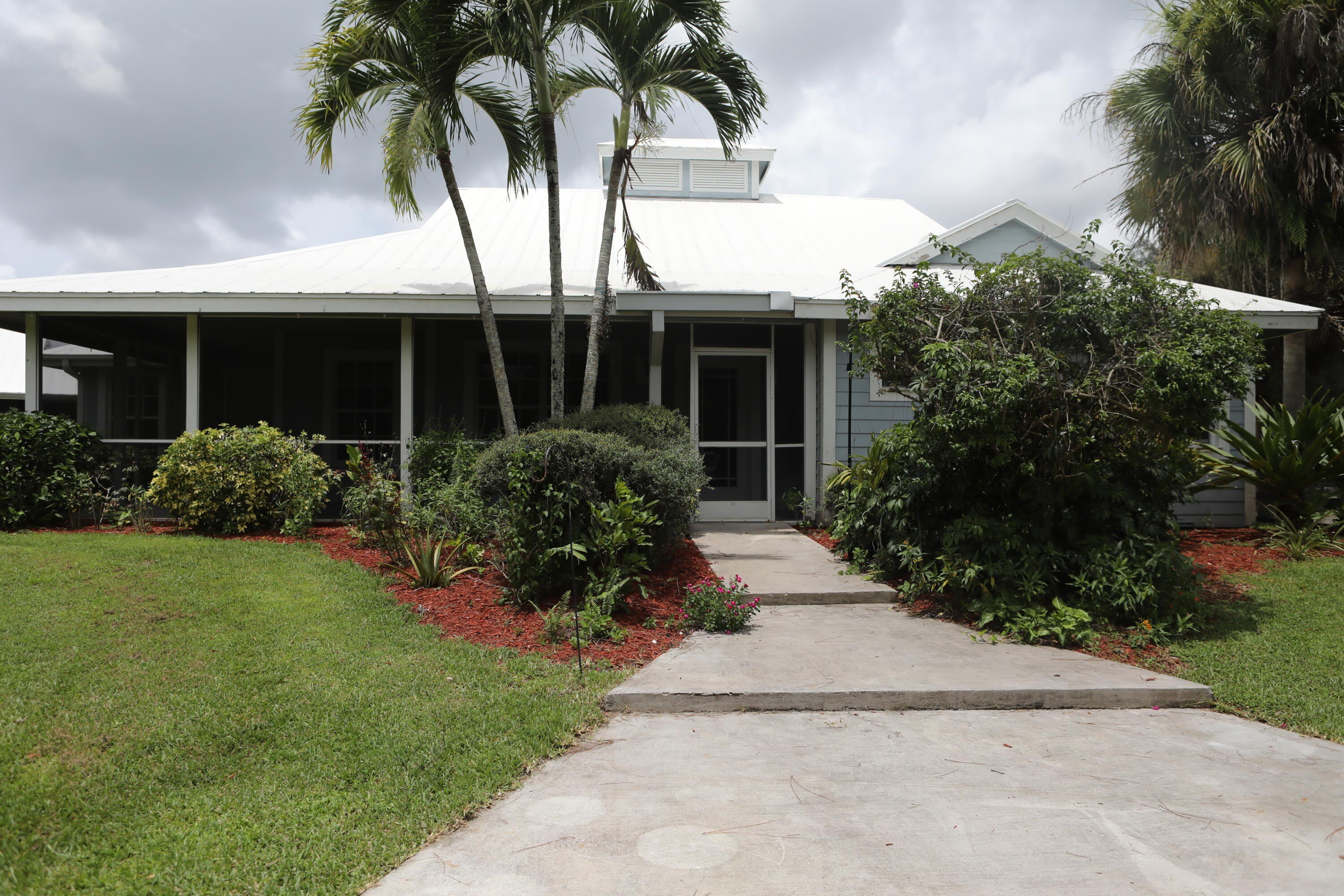 16655 N 113th Trl N – photo 1