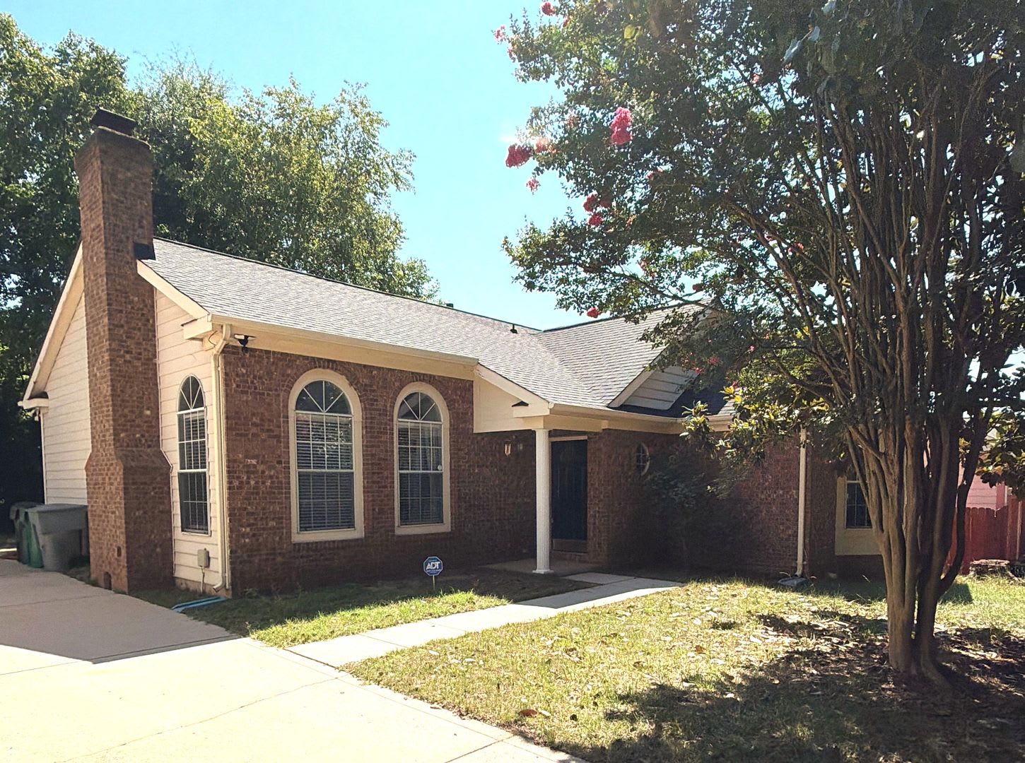 T.R. Lawing Realty Property – photo 1