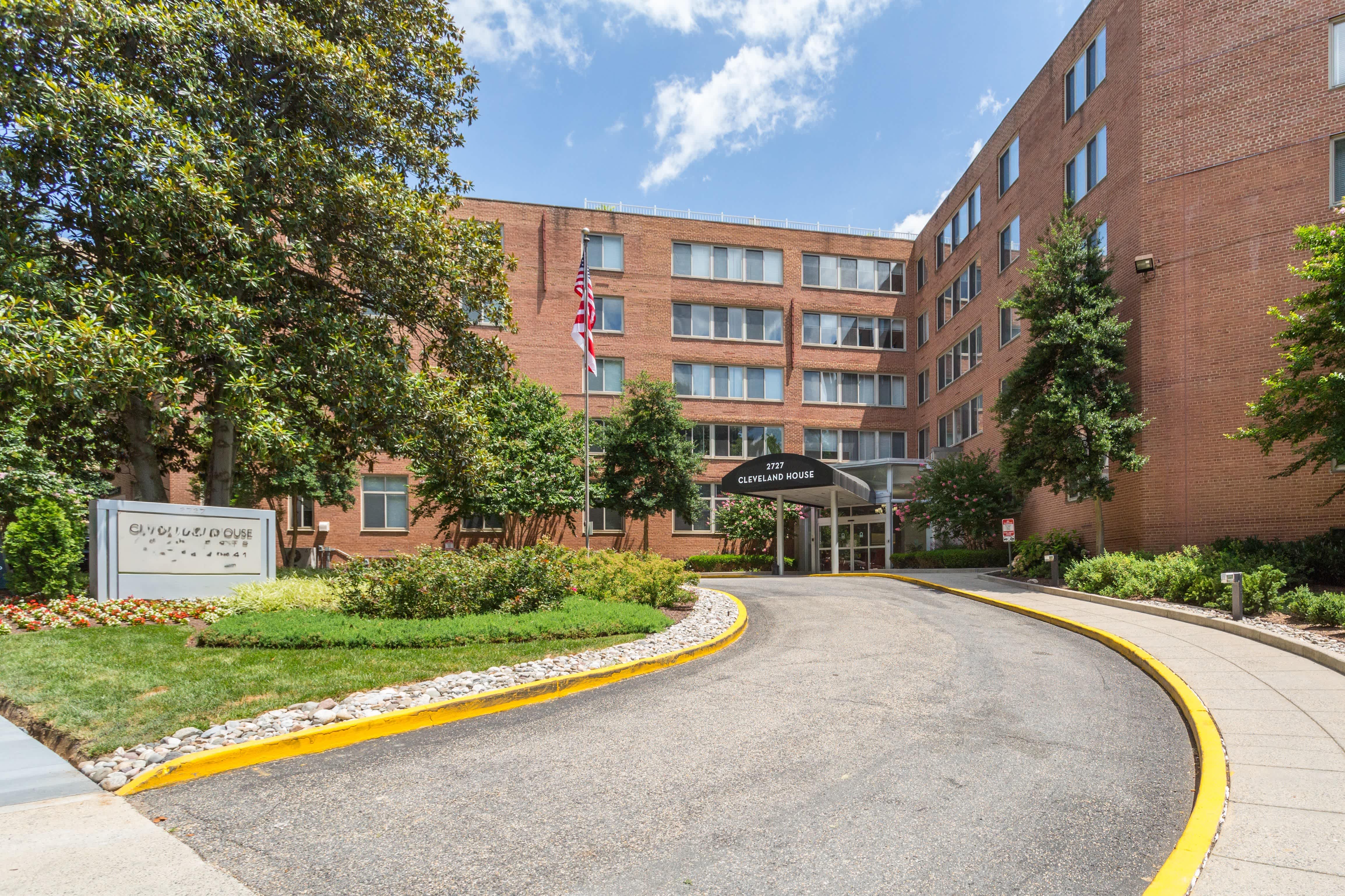 Cleveland House – photo 1