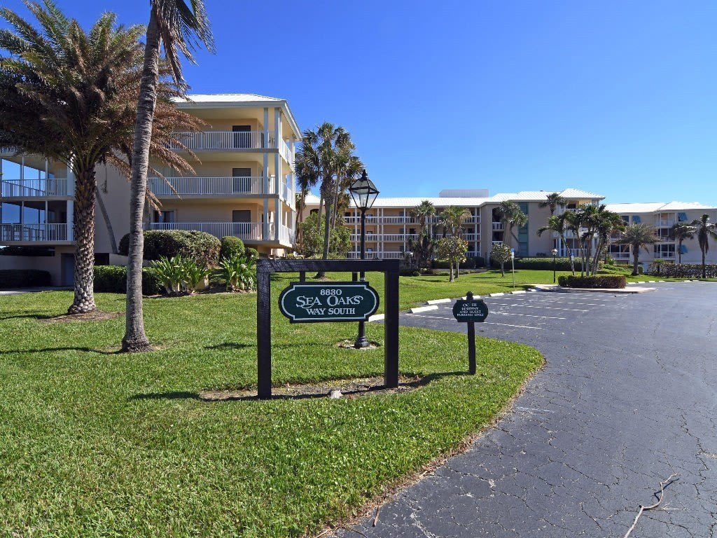 8830 S Sea Oaks Way – photo 1 of 36