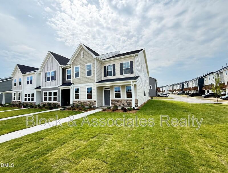304 Marmalade Sky Ln – photo 1