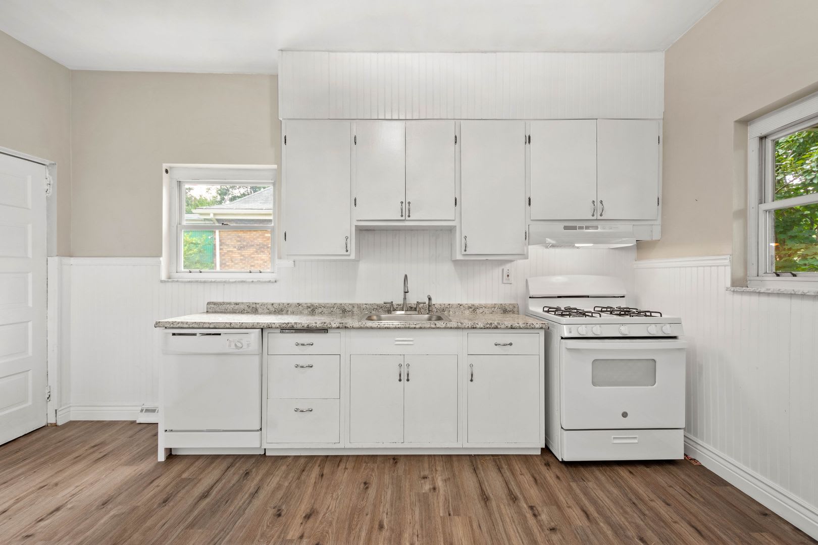 Score 50 Off 1St Month S Rent If Signed By August 28 Stunning 3 Bed 2 Bath Home In Ambridge Available Now – photo 1 of 18