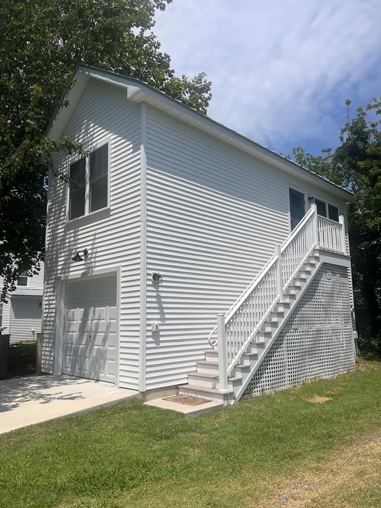 410 Harbor Ave – photo 1 of 18