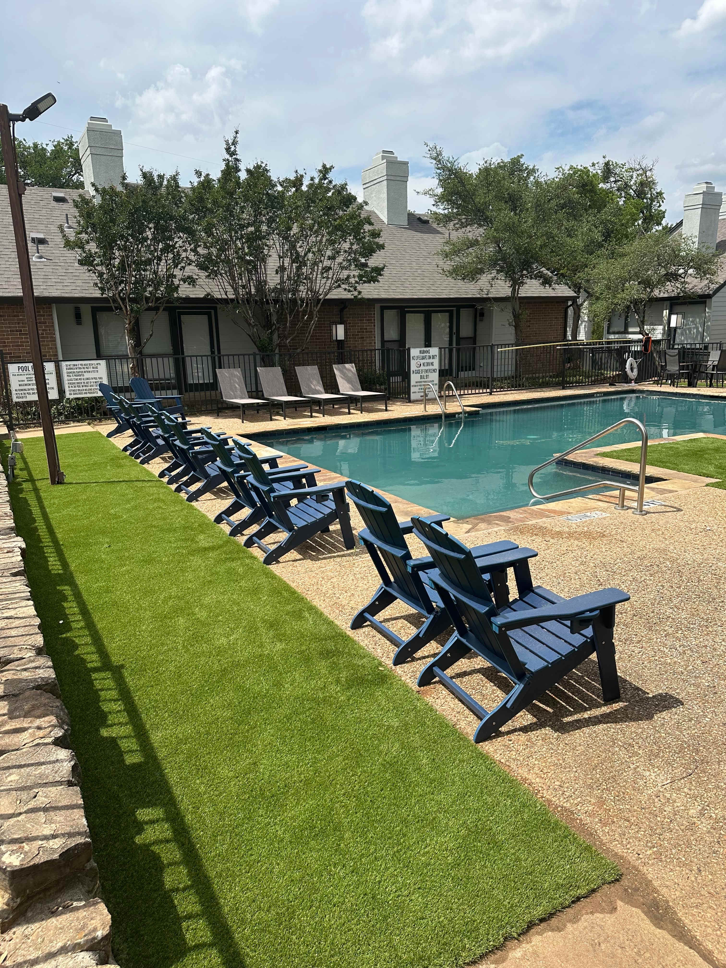 Woodbridge Townhomes – photo 1