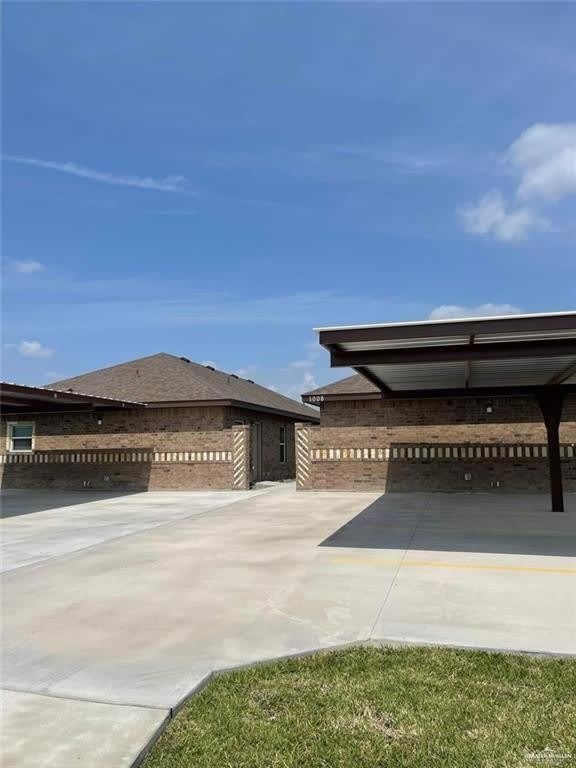 1008 West Kohala Avenue – photo 1 of 9