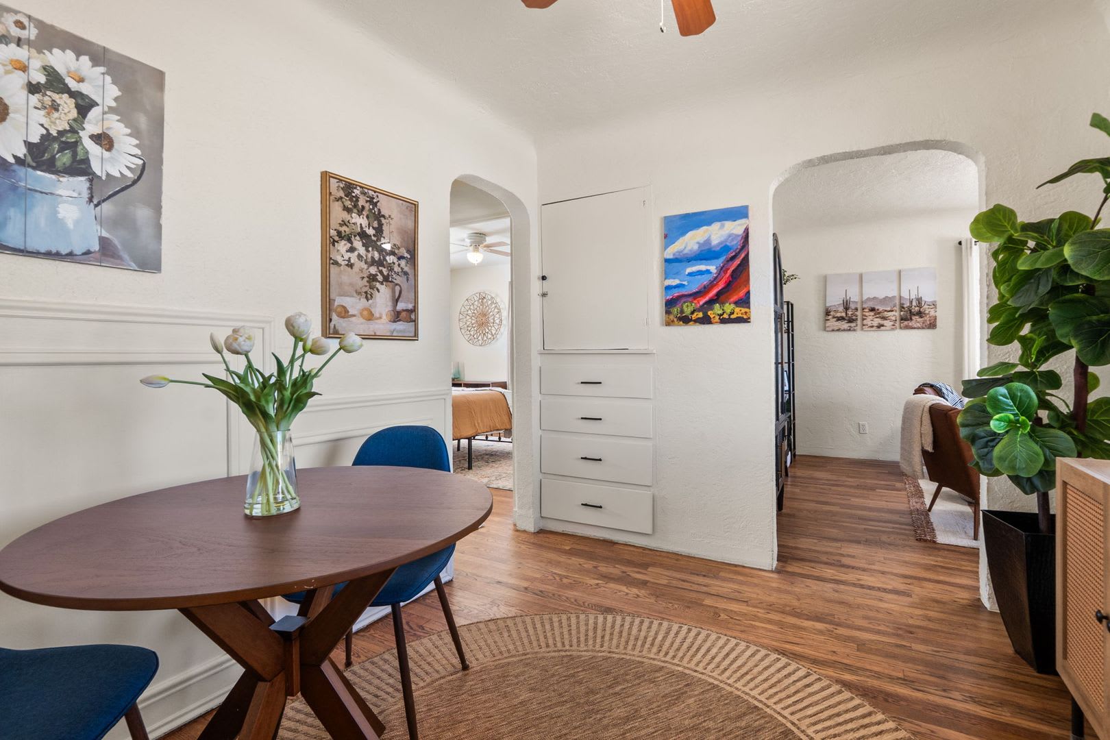 Charming 2 Bedroom Home – photo 1