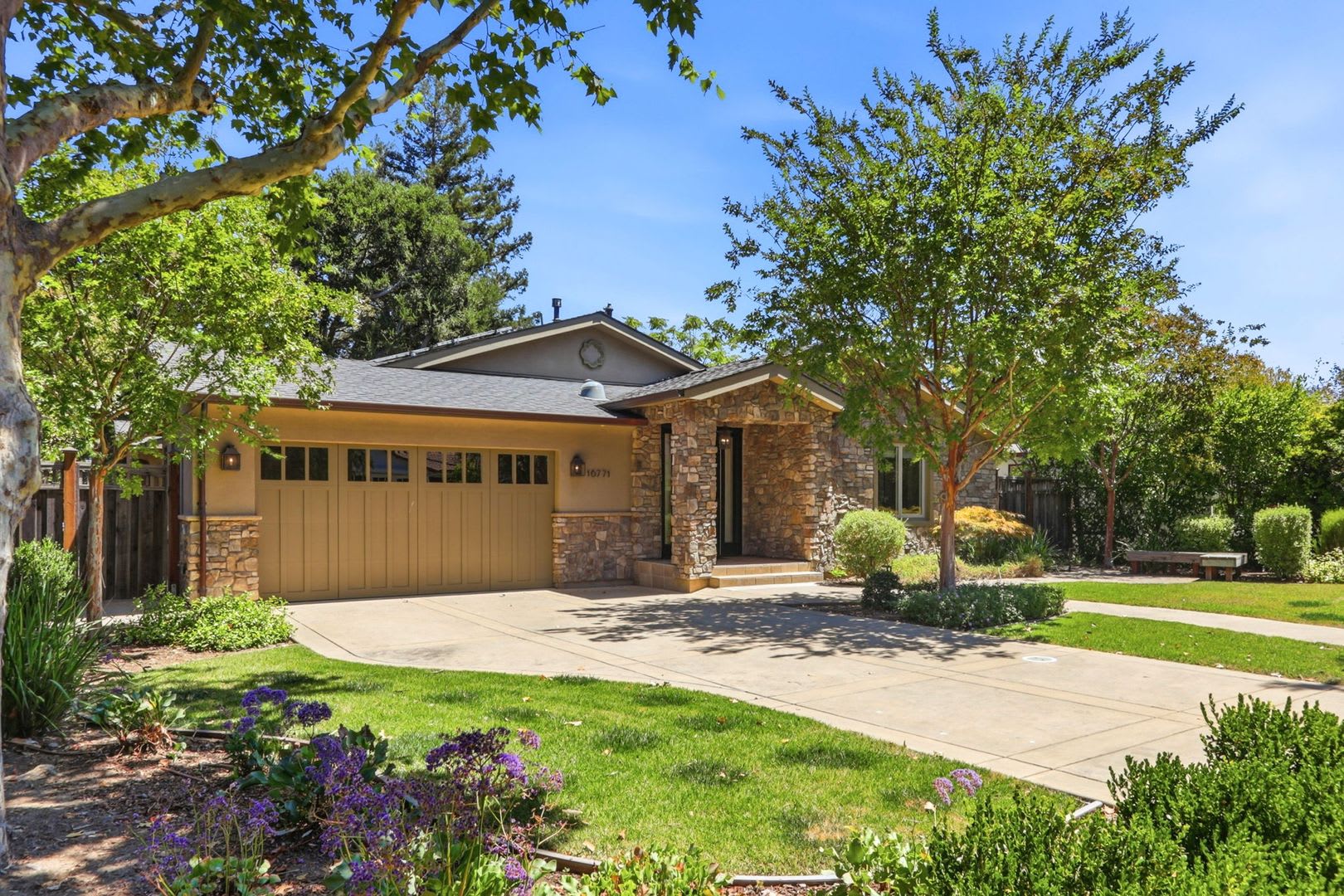 Beautiful 4-Bedroom 3.5-Bathroom Los Gatos Home – photo 1 of 24