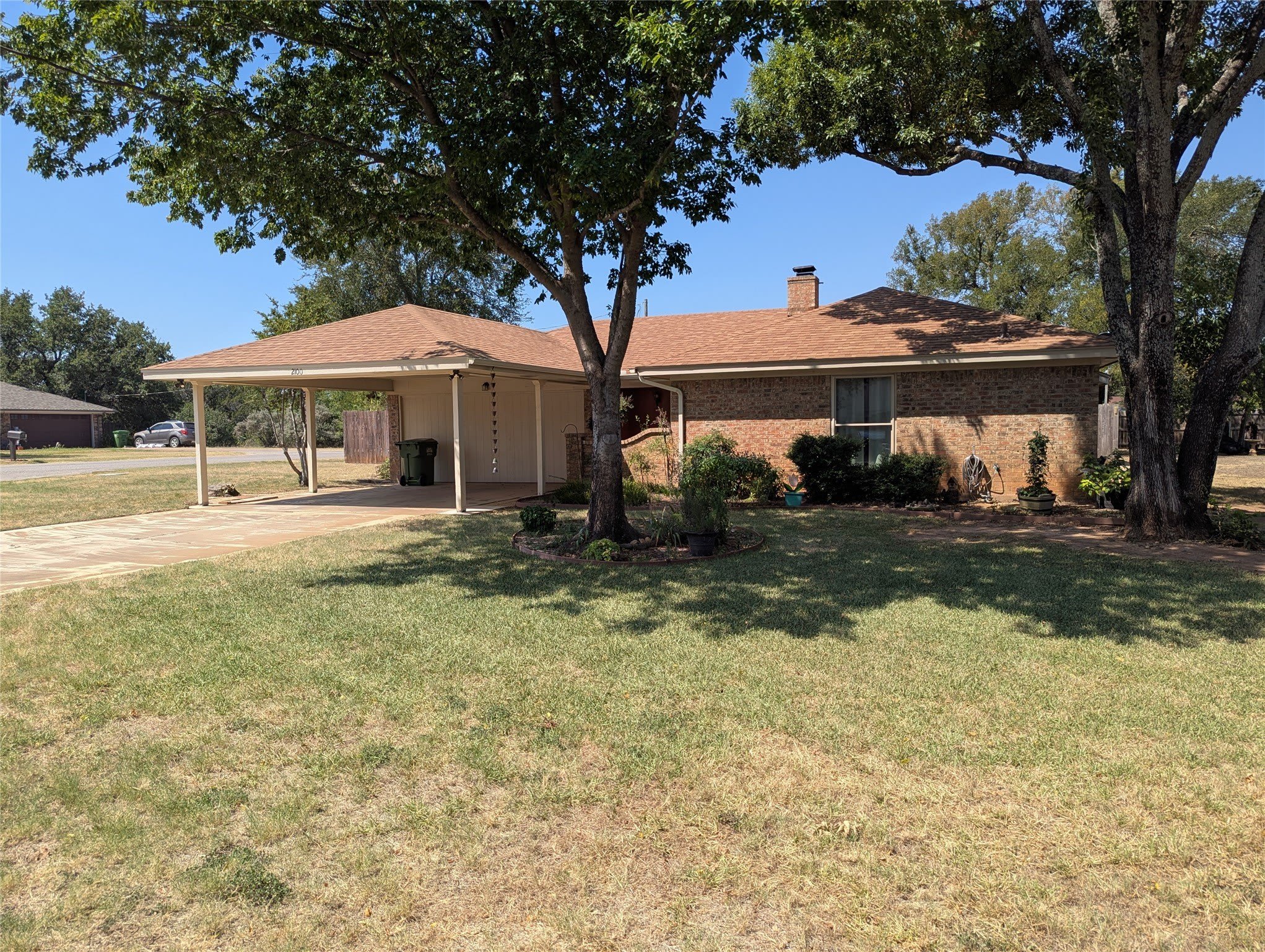 2100 N Rough Creek Court – photo 1