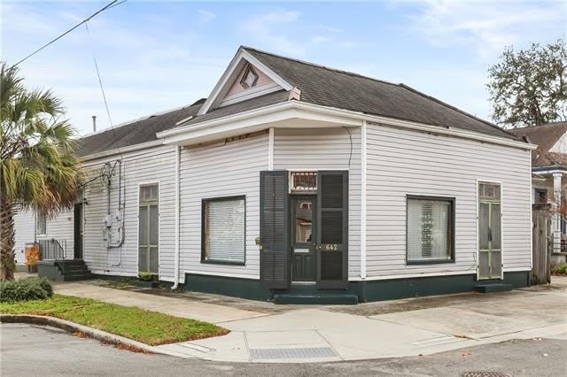 4226 ST. PETER – photo 1