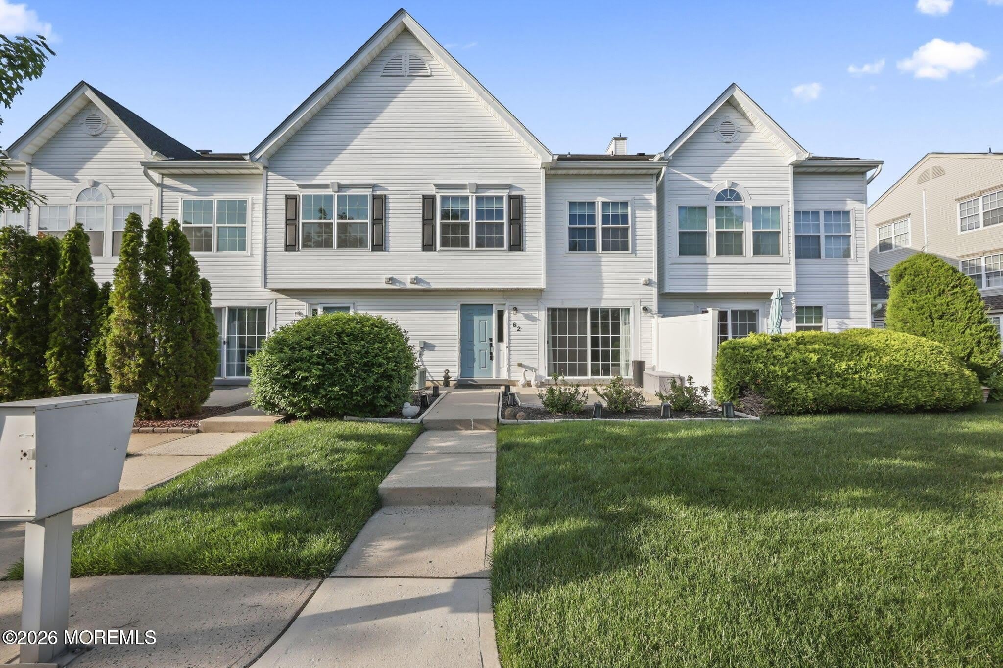 62 Dover Court – photo 1 of 24