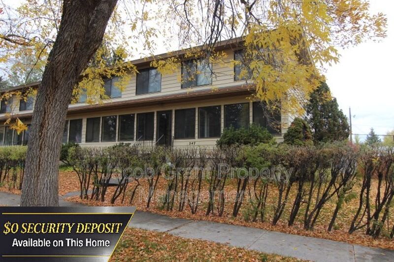 545 May St – photo 1