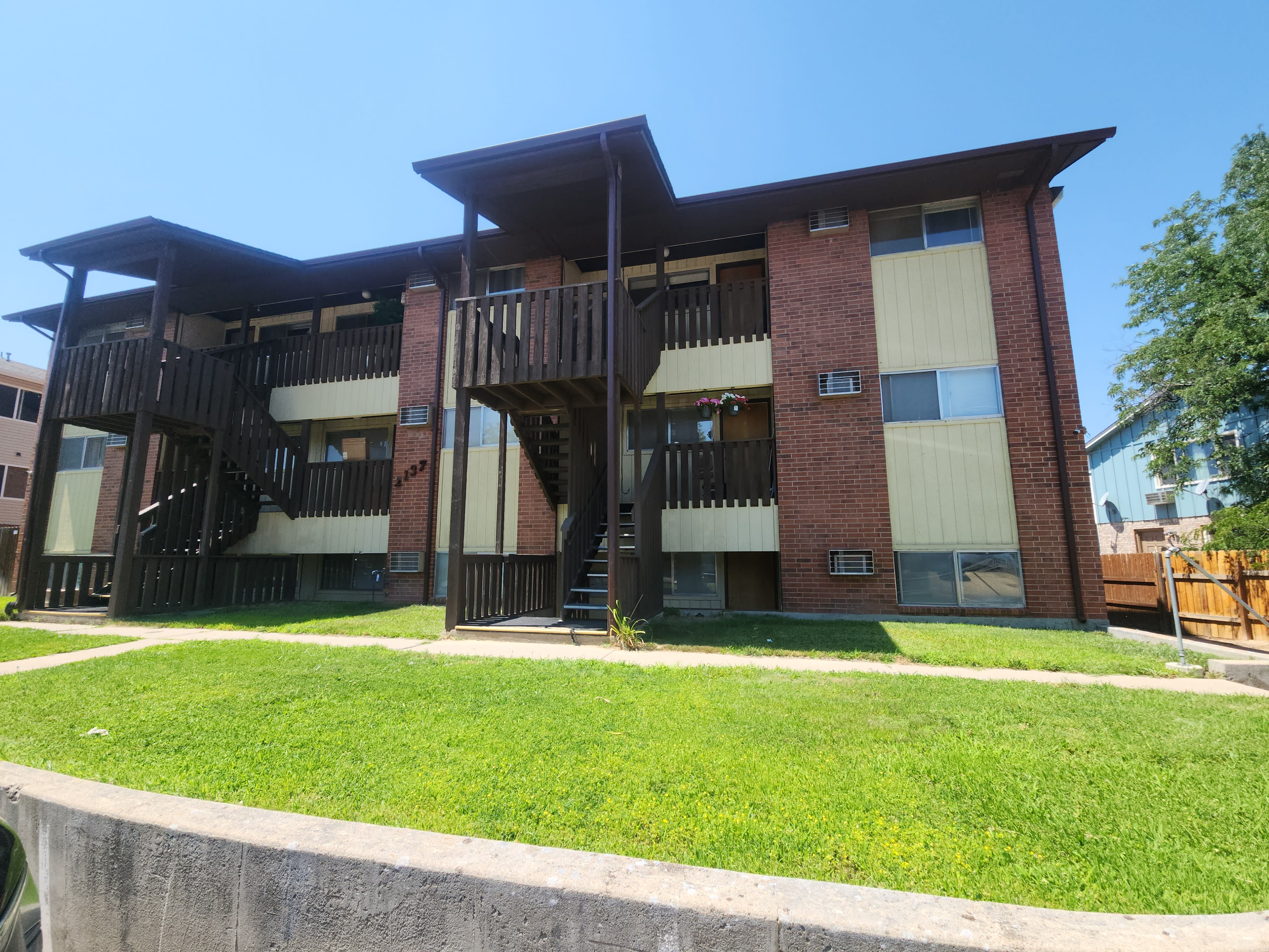 2137 27Th Avenue Court – photo 1