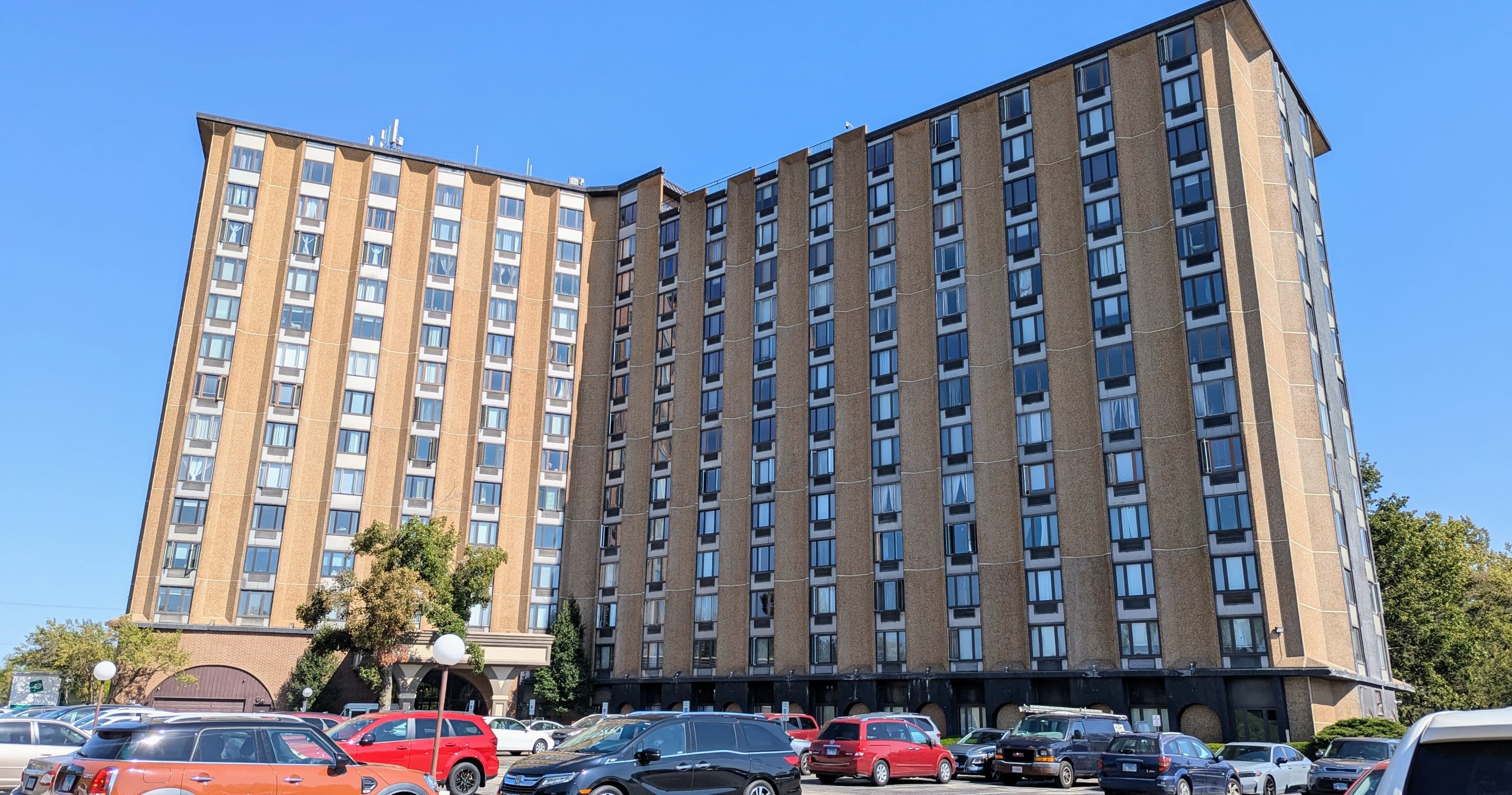 1 Renaissance Place #911 – photo 1 of 13