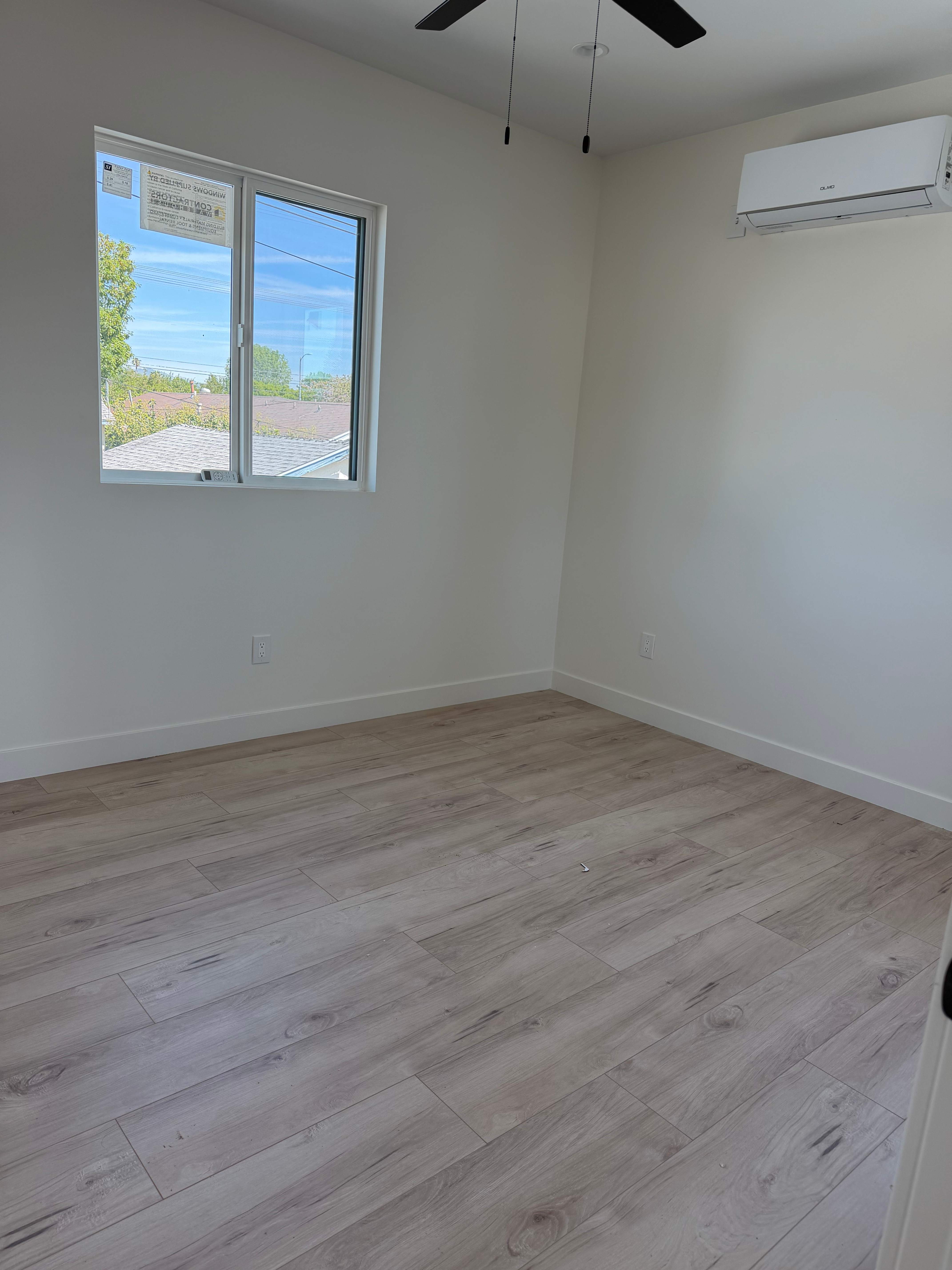7538 Cozycroft Avenue – photo 1