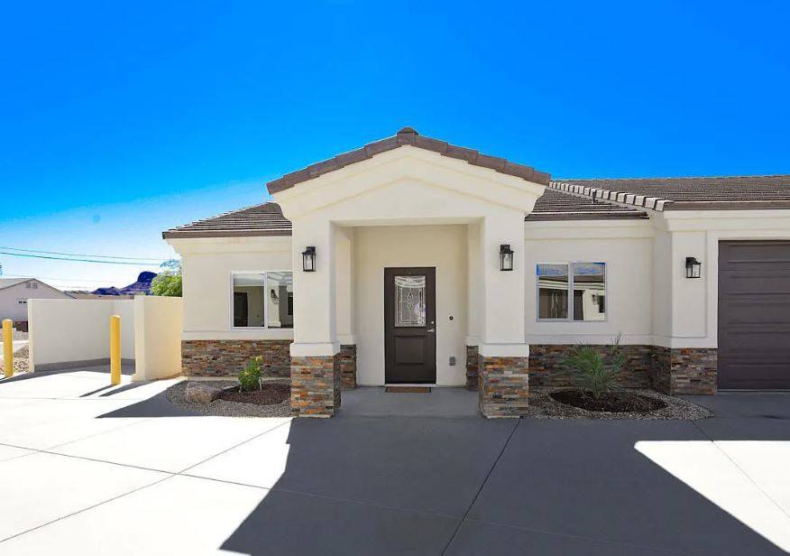 2860 Jamaica Boulevard South – photo 1
