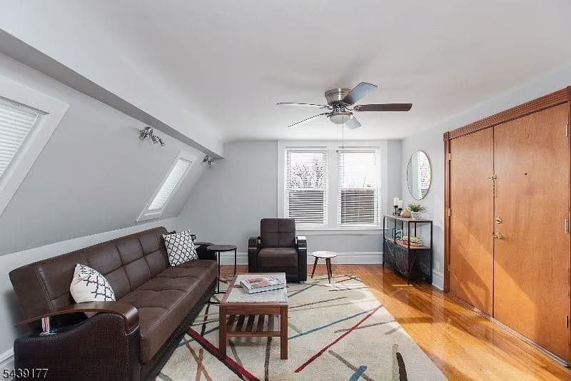35 Hazelwood Rd – photo 1 of 12
