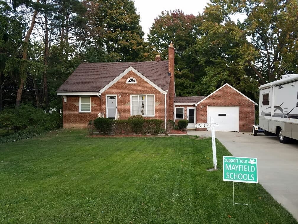 3 bedroom Bungalow with finished basement.. – photo 1