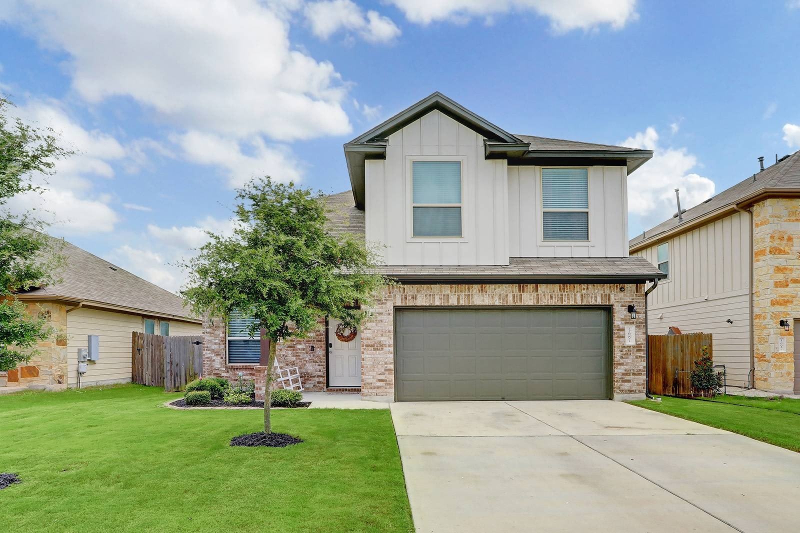 5687 Heron Dr – photo 1