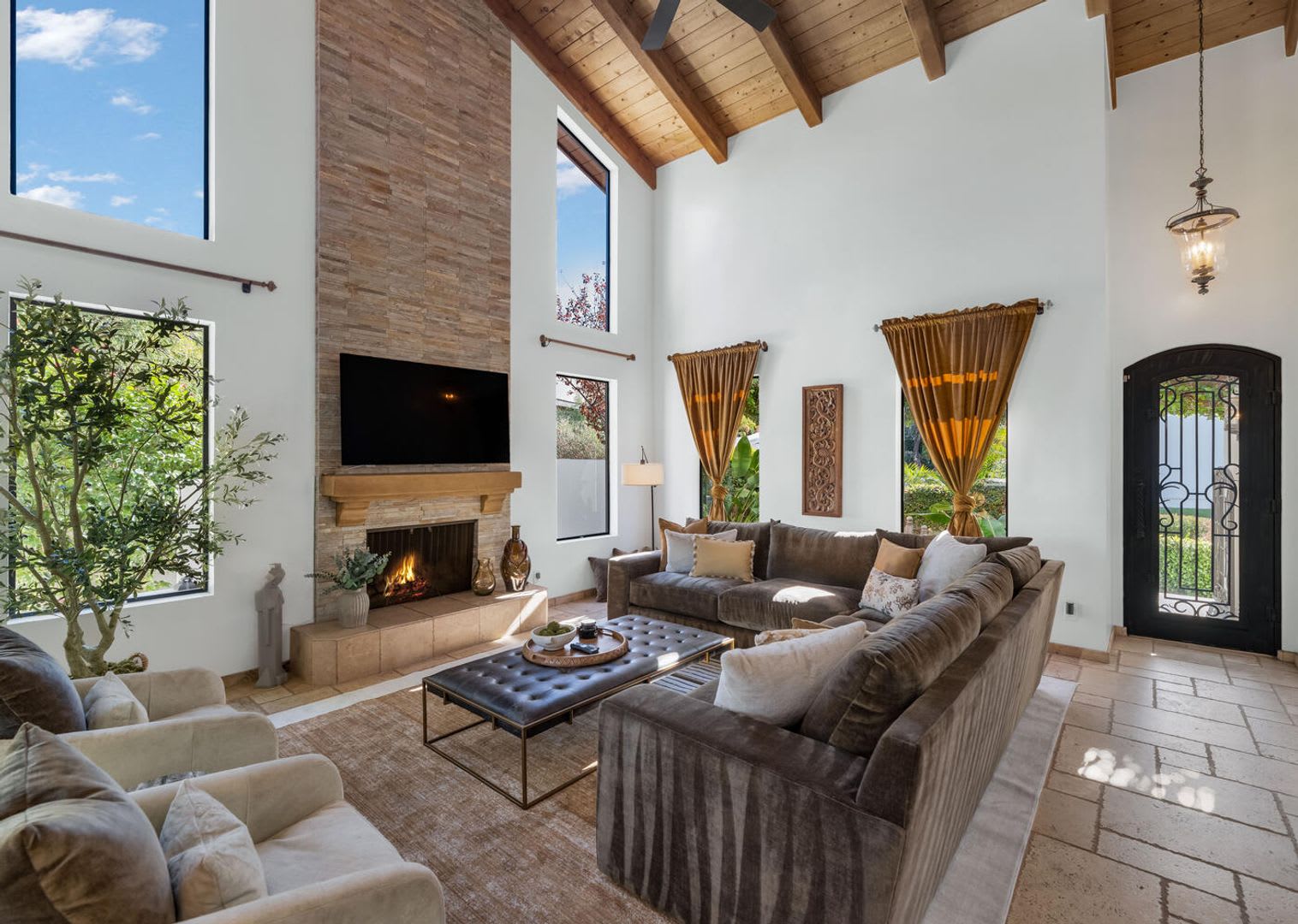 Rates Vary: $7,995 – photo 1