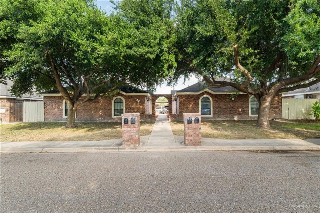 2100 Aruba Drive – photo 1 of 90