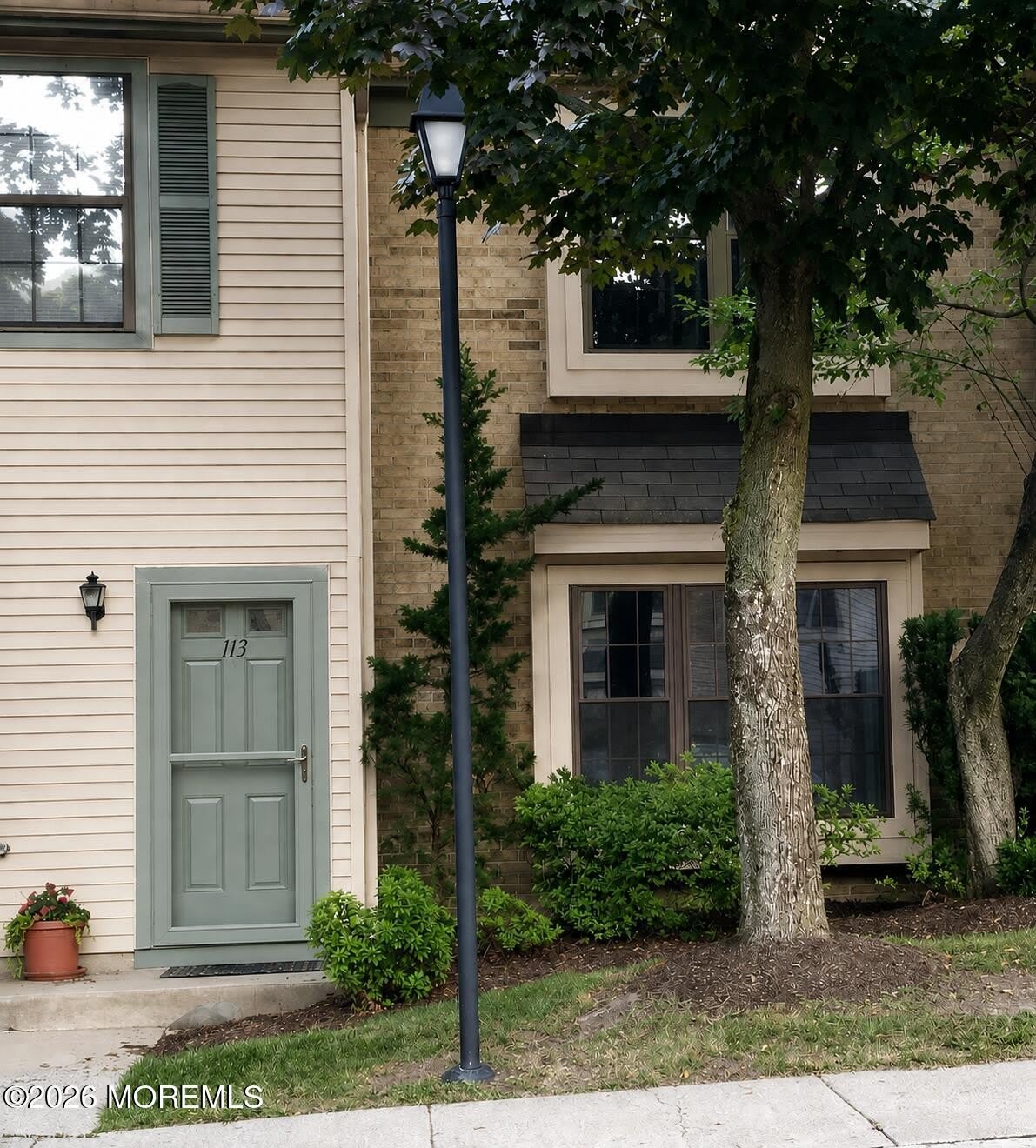 113 Dundee Court – photo 1