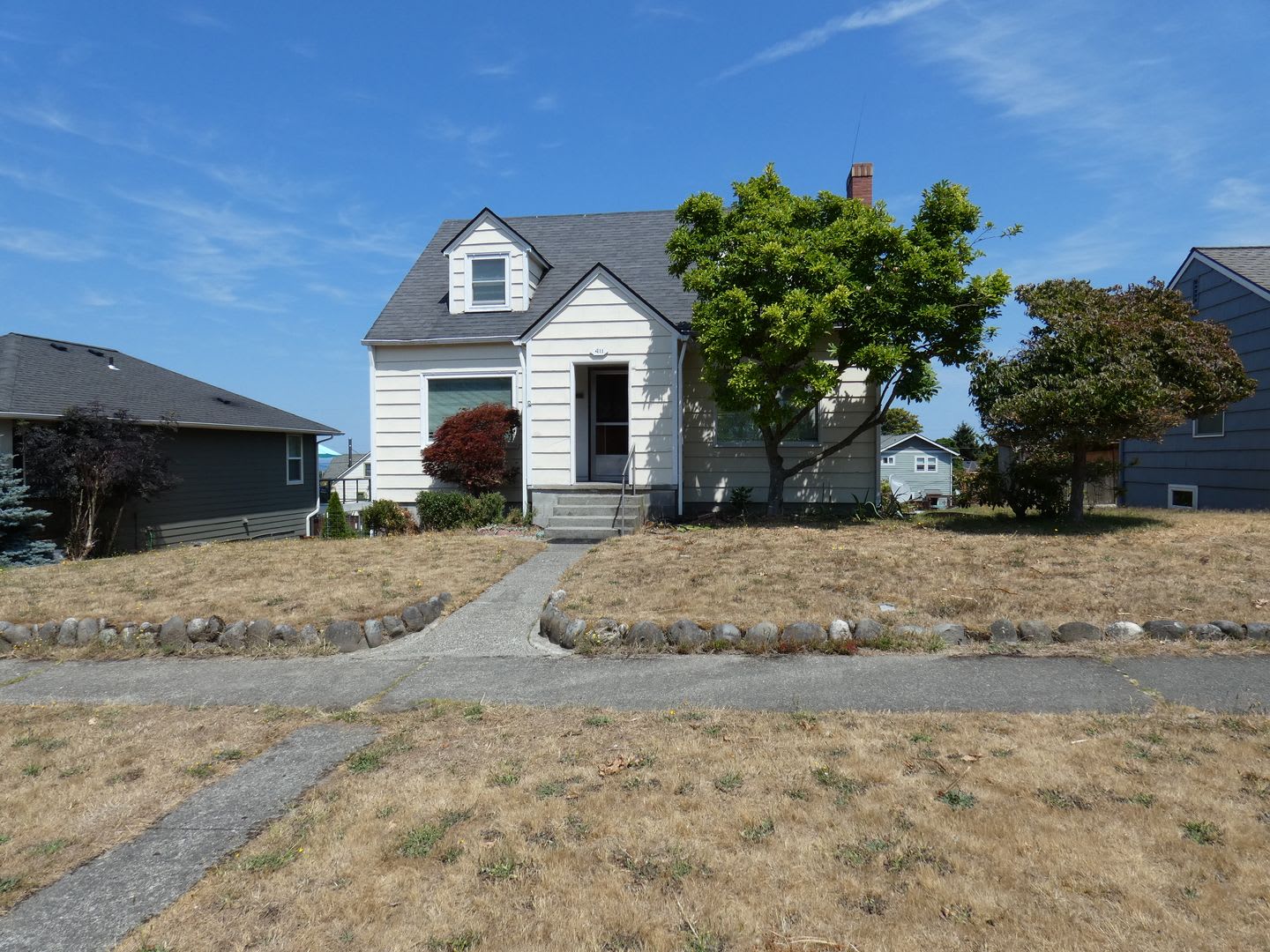 411 E 11th St. – photo 1