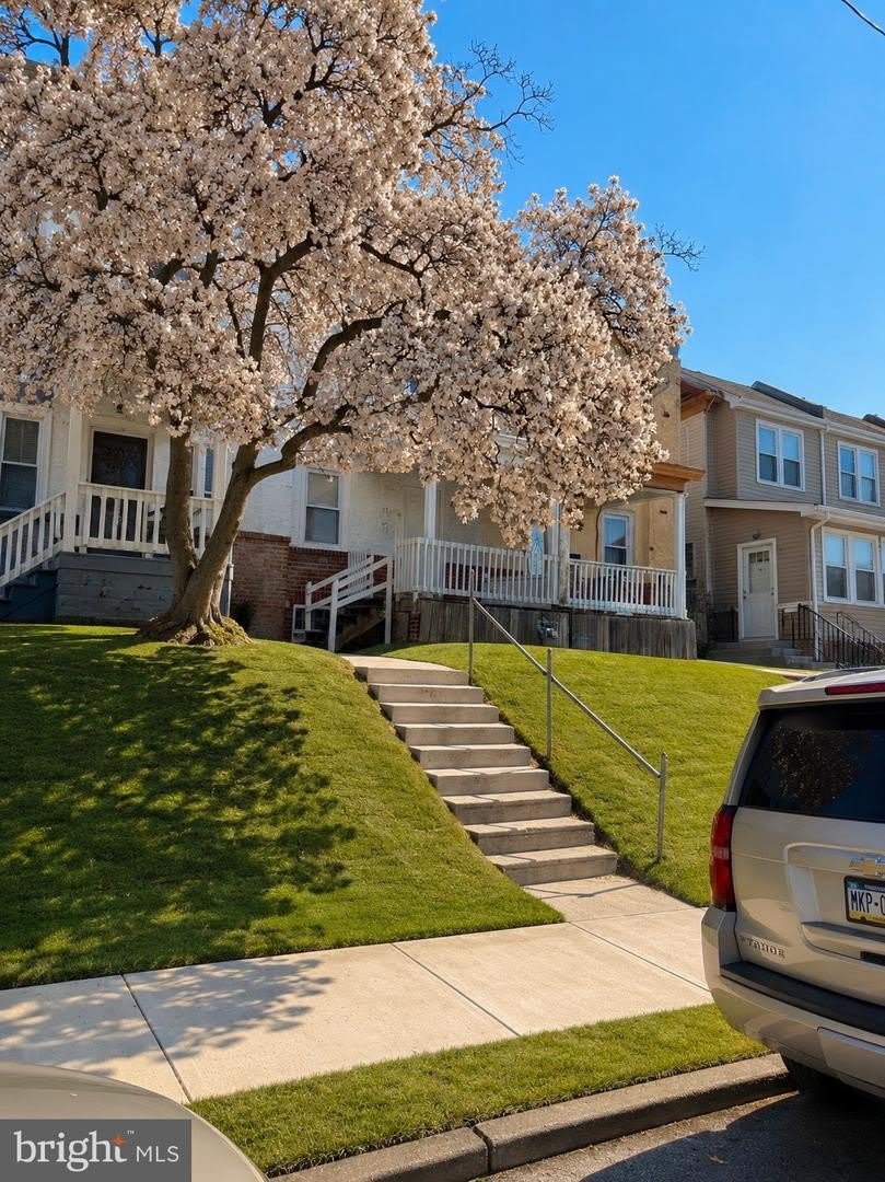 119 WHITELY TER – photo 1 of 19