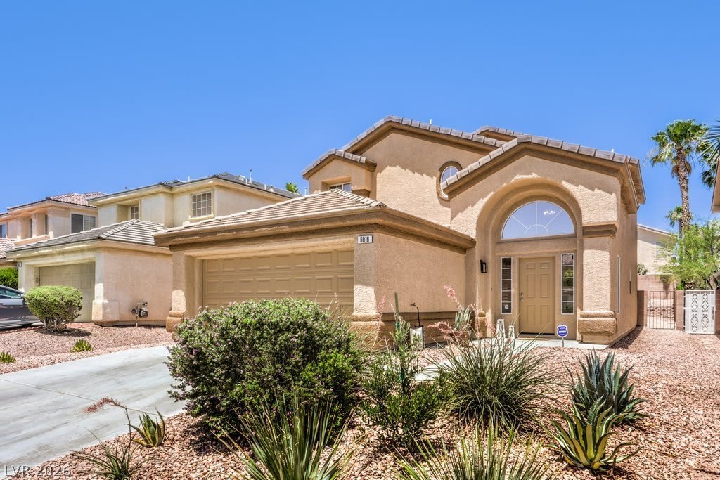 5016 DANCING LIGHTS Avenue – photo 1